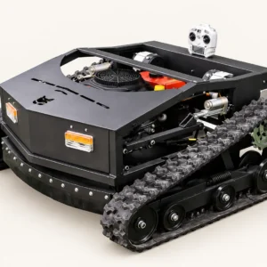 800L-E tracked mower with enclosed upper body